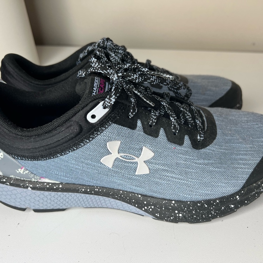 Under Armour Charged Escape 3 EVO HS running shoes